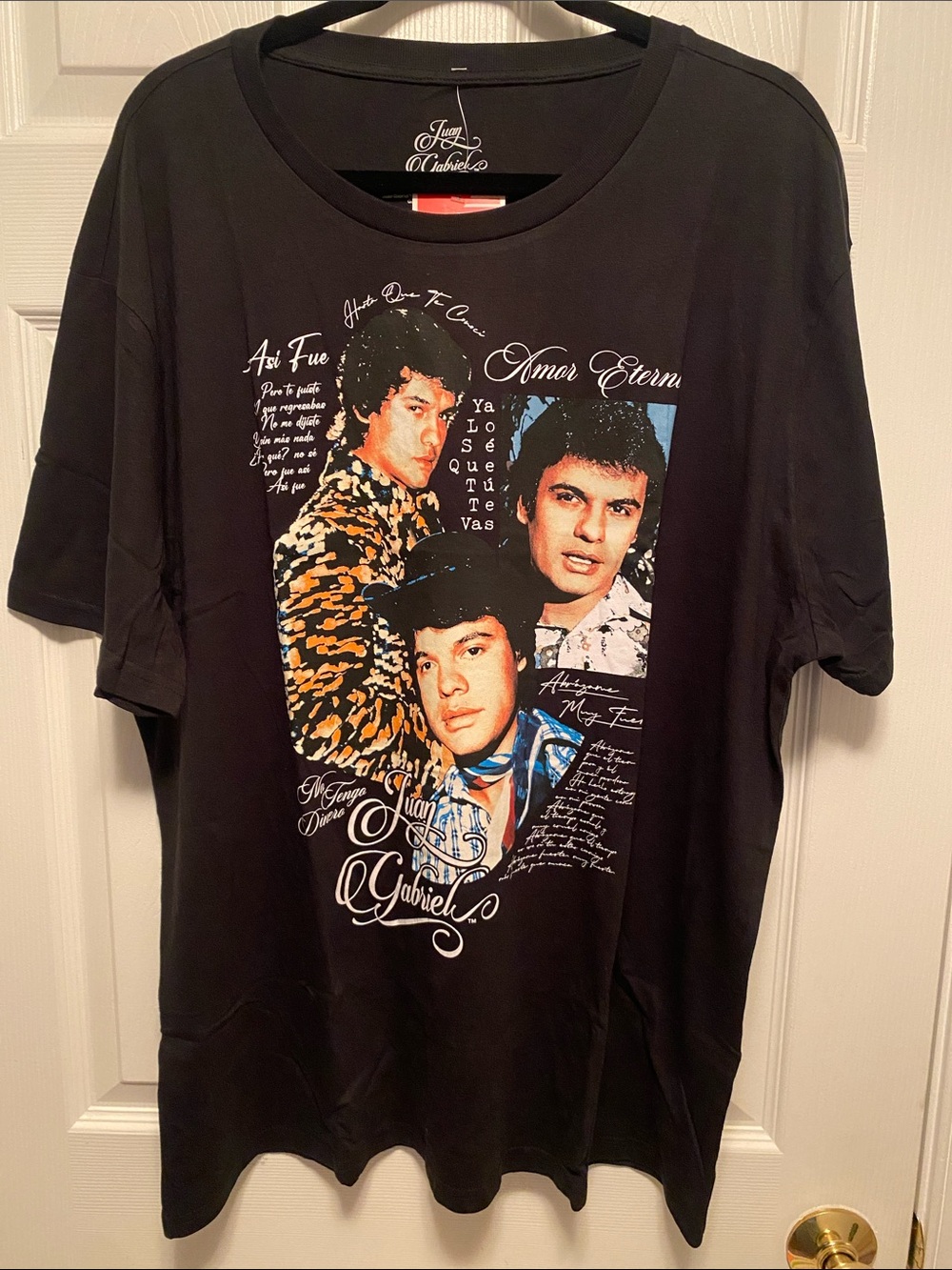 Juan Gabriel Black Short-Sleeve Graphic Crewneck T-Shirt… size 1X
